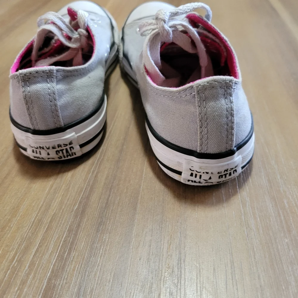Converse size 3 big kids grey double tongue